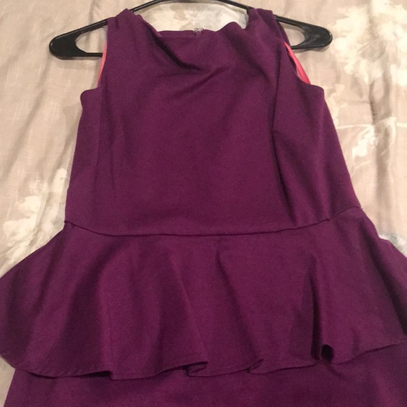 Beautiful dark purple dress - Picture 2 of 3